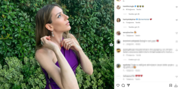 2 çocuk annesi Sinem Kobal derin yırtmaçlı elbisesiyle poz verdi, fiziği hayran bıraktı