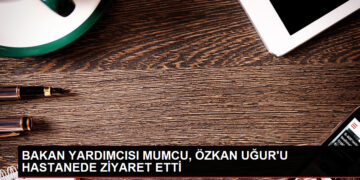 Kültür ve Turizm Bakan Yardımcısı Batuhan Mumcu, Özkan Uğur'u hastanede ziyaret etti