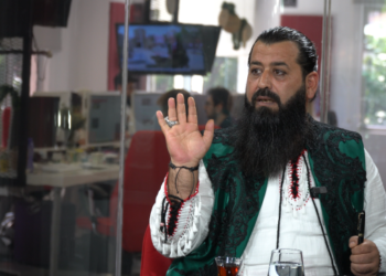 Cinlerin gerçek görüntüsü nasıl? Sürmeli Baba detaylarıyla anlattı: Ayakları toynaklı, bacakları kıllı