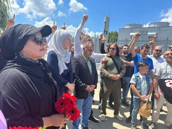 Feshane'de açılan sergi LGBT propagandası iddiasıyla protesto edildi: İvedilikle kaldırılmalı