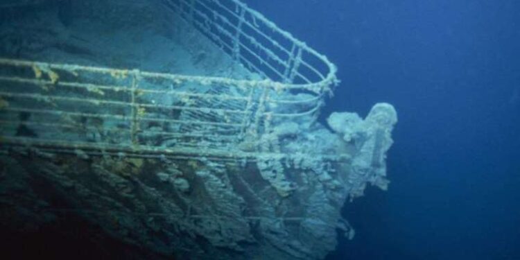 Titanik’in okyanus dibindeki batığını ziyaret etmek neden riskli?