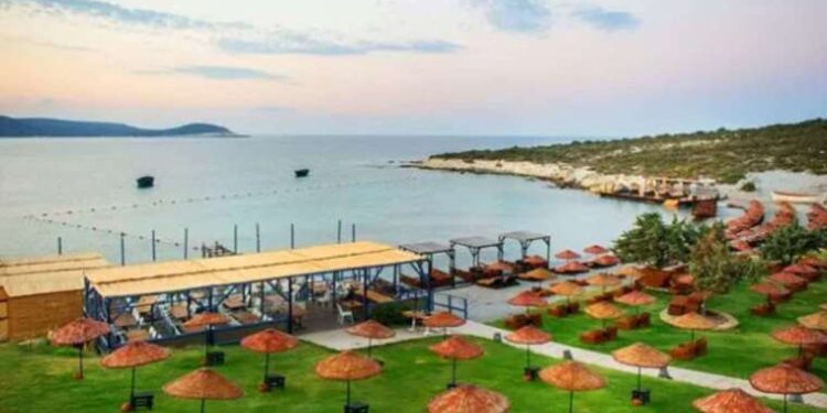 Vedat Milor paylaştı: Çeşme’de ‘fake müşteri’ dönemi