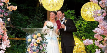 Kardeşlerim dizisi oyuncusu Cihan Şimşek evlendi, ünlü isimler düğüne akın etti