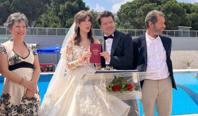 Oyuncu İlker Aksum, 2 yıllık sevgilisiyle evlendi