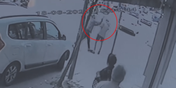 Ünlü oyuncu Özgür Özbek'e maganda şiddeti kamerada