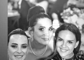 Uzun süre sonra barışan Buse Varol ile eltisi Merve Tektaş yan yana poz verdi