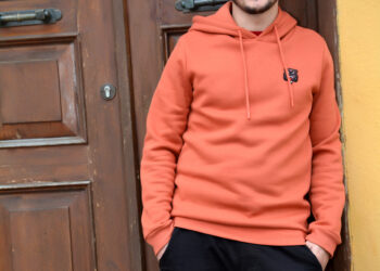 Yetenekli Oyuncuların Eğitimine Destek Veriyor