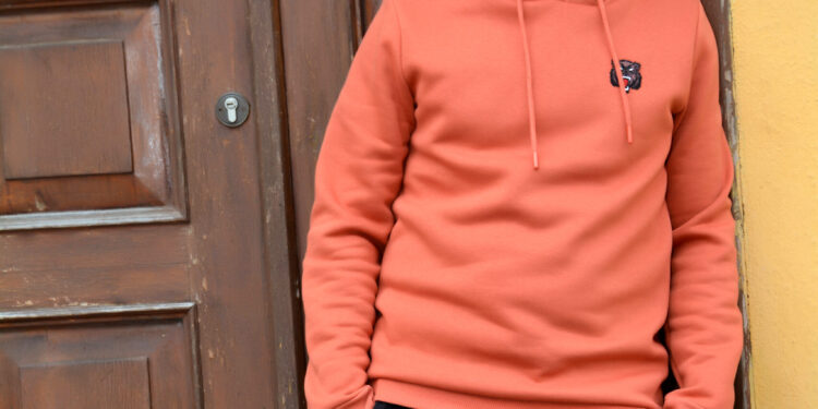 Yetenekli Oyuncuların Eğitimine Destek Veriyor