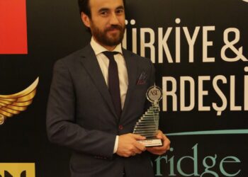 AV.NAZIM ZENGİN TECRÜBE VE BAŞARISIYLA GÖZ DOLDURUYOR