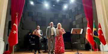 Brezilya Sao Paulo'da Türkiye Cumhuriyeti'nin 100. kuruluş yılına özel konser