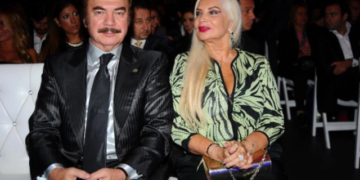 Eşi, tekneden inerken beton zemine düşen Orhan Gencebay'ın son durumunu paylaştı: Kalçasında koskoca çürük var