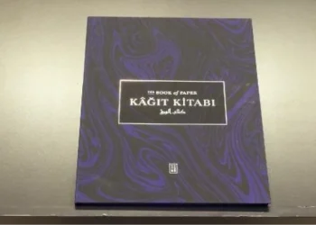 Kağıt Kitabı: Kağıdın Geçmişten Bugüne Serüveni