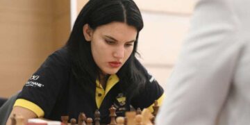 Milli sporcu Sıla'nın dünyası 'satranç bursu'yla değişti