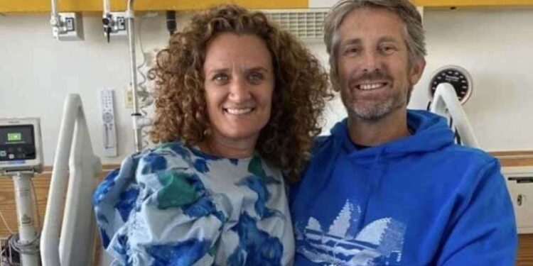 Eski Hollandalı kaleci Van der Sar yoğun bakımdan çıktı