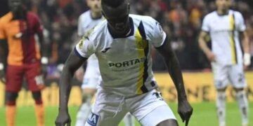 Faruk Koca'dan Lamine Diack için transfer açıklaması!