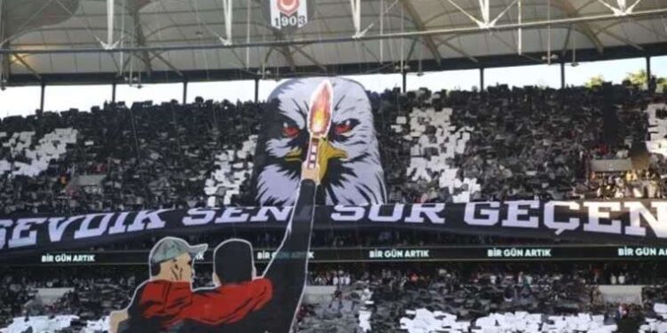 Beşiktaş'ta kombine biletler tükendi