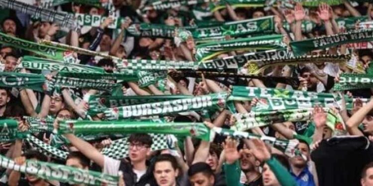 Bursaspor'da tarihi kriz! Lisans alınamıyor