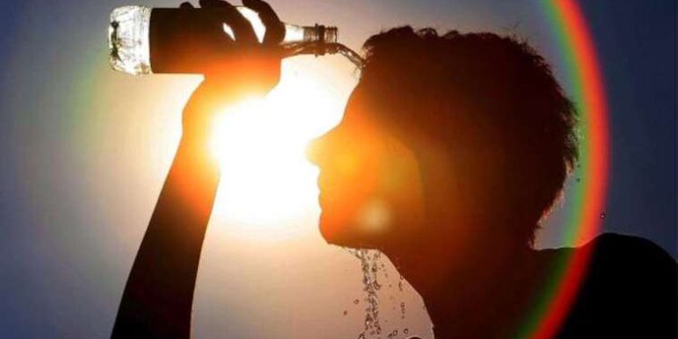 Yaz aylarında klimasız serinlemenin 10 yolu