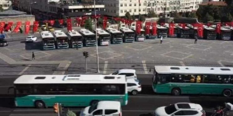 Kayseri'de toplu taşımaya zam yapıldı