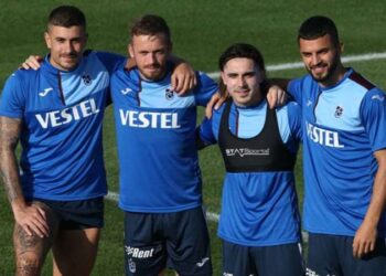 Son Dakika: Trabzonspor'da Dorukhan Toköz ile yollar ayrıldı