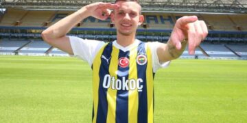 Fenerbahçeli futbolcu Sebastian Szymanski'den şampiyonluk mesajı