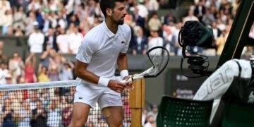 Wimbledon finalinde raketini kıran Novak Djokovic'in cezası belli oldu!
