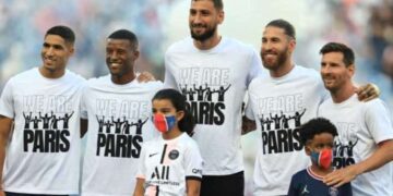 Donnarumma ve eşini bağlayarak evini soydular!