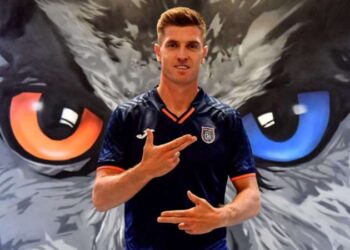 Polonyalı futbolcu Krzysztof Piatek imzayı attı
