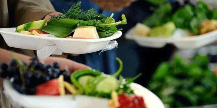 Artan hava sıcaklıklarında beslenmenize dikkat