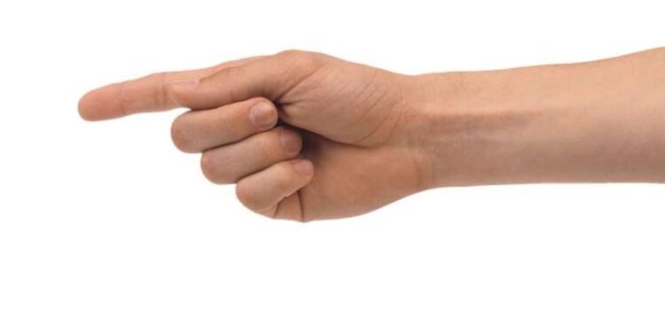 Başparmak kökündeki ağrıya dikkat