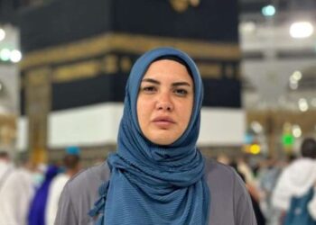 Erdoğan’ın Körfez turunu izlemek için gitti, Umre ziyareti yaptı!