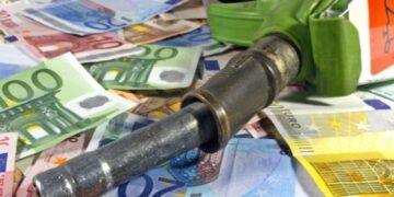 İstanbul Planlama Ajansı paylaştı: İstanbul'da benzinin fiyatı yüzde 339.92 oranında arttı!