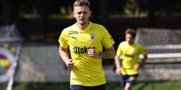 Fenerbahçe’de Sebastian Szymanski ilk antrenmanına çıktı