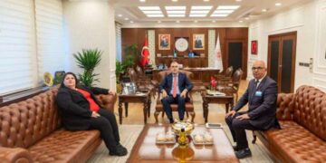 KESK, toplu sözleşme taleplerini Çalışma Bakanı Işıkhan’a iletti