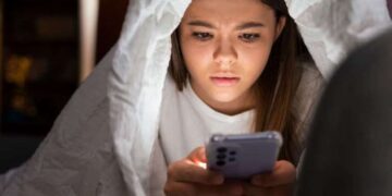 Uzmanlar uyarıyor!  Sosyal medyada tatil paylaşımları depresyona neden olabilir