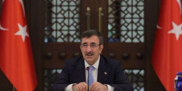 Cumhurbaşkanı Yardımcısı Cevdet  Yılmaz patronları dinleyecek