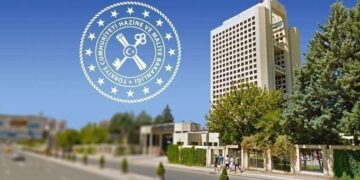 Hazine bugün düzenlediği 2 tahvil ihalesinde yaklaşık 4.9 milyar lira borçlandı