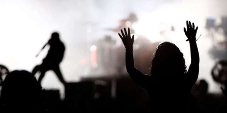 Ünlü İngiliz müzik grubu ‘The Prodigy’nin İstanbul konseri iptal oldu