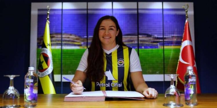 Fenerbahçe Petrol Ofisi'ne ABD'li takviye