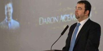 Prof. Dr. Daron Acemoğlu'ndan 'faiz' değerlendirmesi: 'Ekonomi belki seçime kadar ayakta kalmaz'