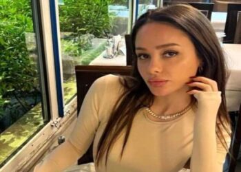 Oyuncu Pelin Sönmez ile Cem Candar boşandı