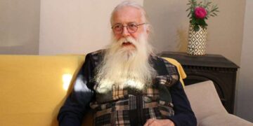 Usta ressam Şenol Yorozlu hayatını kaybetti