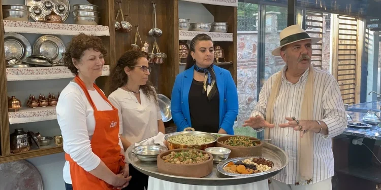 Tokat'ta Komana Pontika Antik Kenti'nde Gastronomi Mirası Kazıları Devam Ediyor