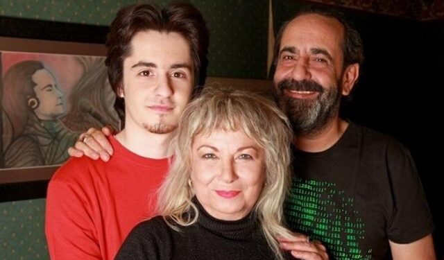 Nesrin Cavadzade'den baba ölümüyle yıkılan Alişan Uğur'a büyük destek