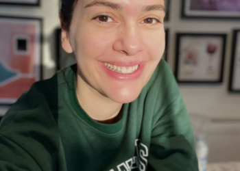 Projeden projeye koşan Bergüzar Korel'in partnerleri Caner Cindoruk ve Serkan Altunorak oldu