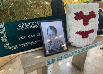 Sanatçı Tanju Tuncel son yolculuğuna uğurlandı