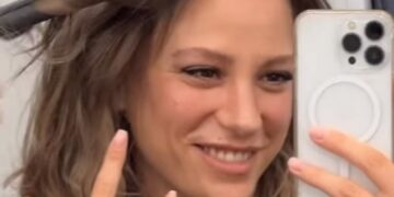 Serenay Sarıkaya, yeni proje öncesi saçlarını kısacık kestirdi