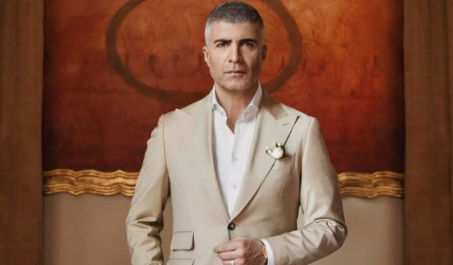 Setlere dönen Özgü Namal, Özcan Deniz ile partner olacak