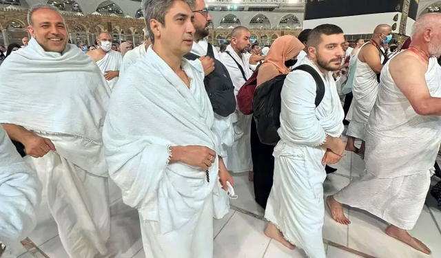 Uzun süredir ortalıkta görünmeyen Necati Şaşmaz, hac ziyaretinde görüntülendi