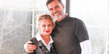 Yaşar Alptekin, görücü usulü tanıştığı Nadire Tunca ile evlendi